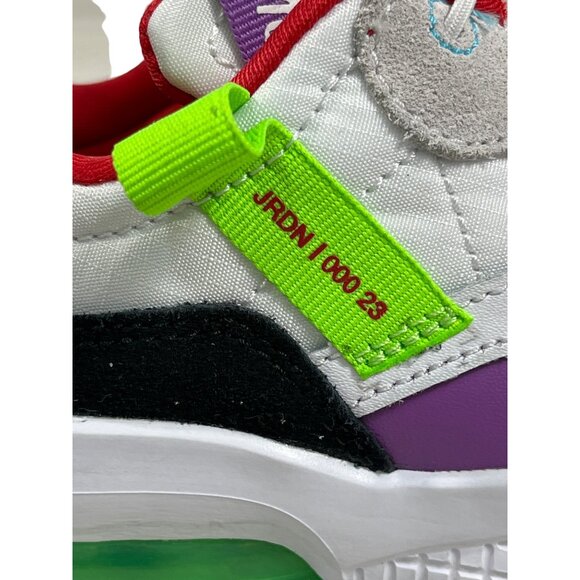 Nike Air Jordan Girl’s White Red MA2 Women Power Sneakers Sz 12C - New - Picture 9 of 12